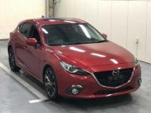 2016 Mazda Axela