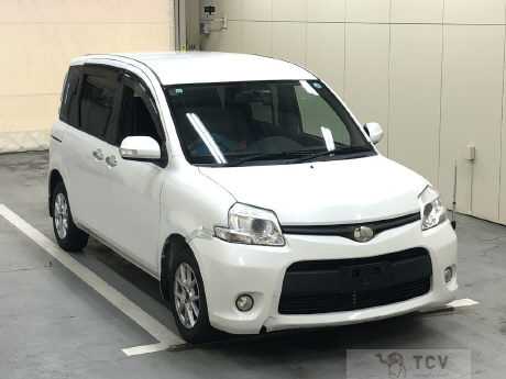 2011 Toyota Sienta
