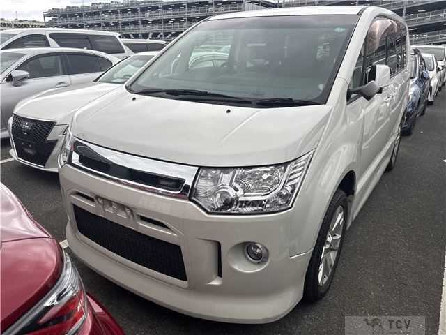 2007 Mitsubishi Delica D5