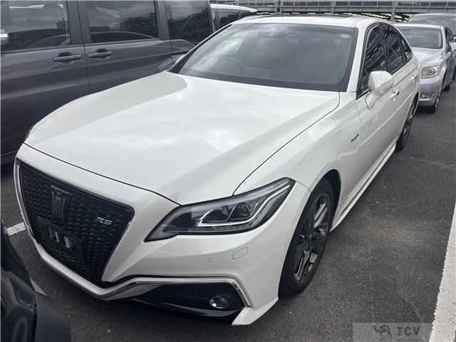 2019 Toyota Crown Hybrid