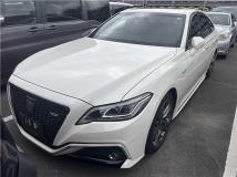 2019 Toyota Crown Hybrid