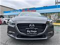 2017 Mazda Axela