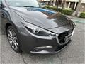 2017 Mazda Axela