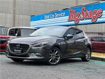 2017 Mazda Axela