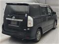 2012 Toyota Voxy