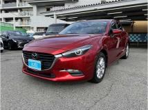 2018 Mazda Axela
