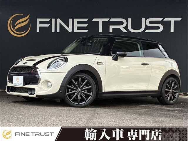 2020 BMW MINI