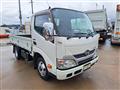 2014 Hino Dutro