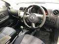 2016 Nissan March