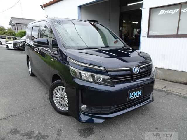 2014 Toyota Voxy