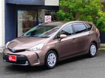 2016 Toyota PRIUS α