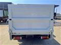 2016 Isuzu Elf Truck