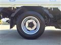 2016 Isuzu Elf Truck