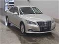 2015 Toyota Crown