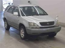 2000 Toyota Harrier