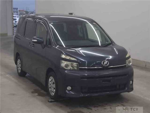 2011 Toyota Voxy