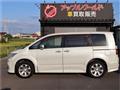 2013 Mitsubishi Delica D5