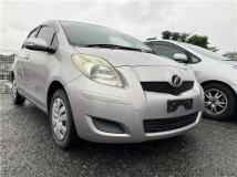 2010 Toyota Vitz