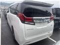 2015 Toyota Alphard Hybrid