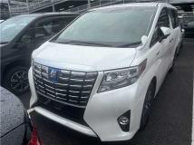 2015 Toyota Alphard Hybrid