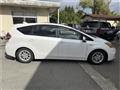 2013 Toyota PRIUS α