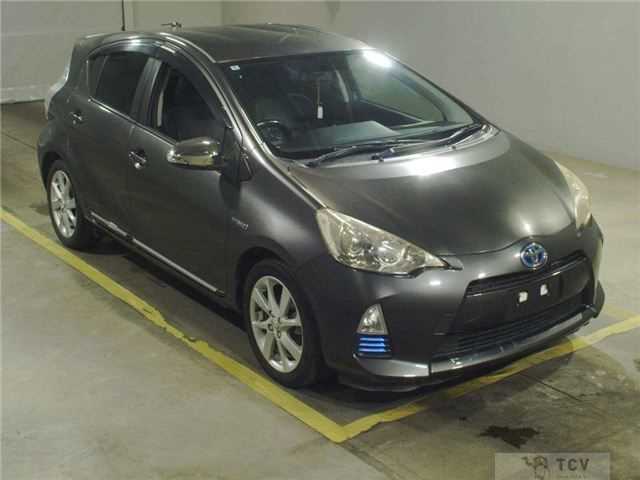 2013 Toyota AQUA