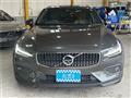 2022 Volvo V60