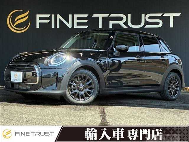 2022 BMW MINI