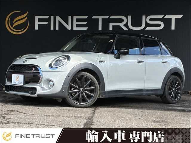 2019 BMW MINI