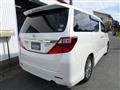 2013 Toyota Alphard G