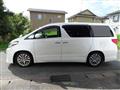 2013 Toyota Alphard G