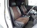 2013 Toyota Alphard G