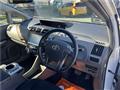 2013 Toyota PRIUS α