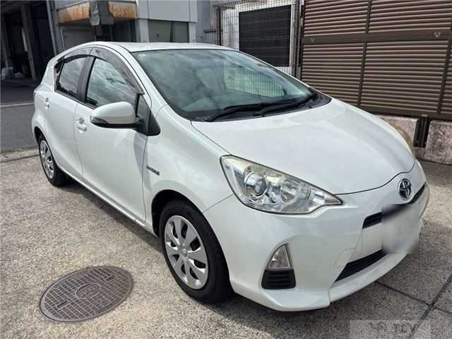 2014 Toyota AQUA