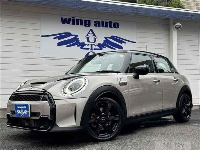 2021 BMW MINI