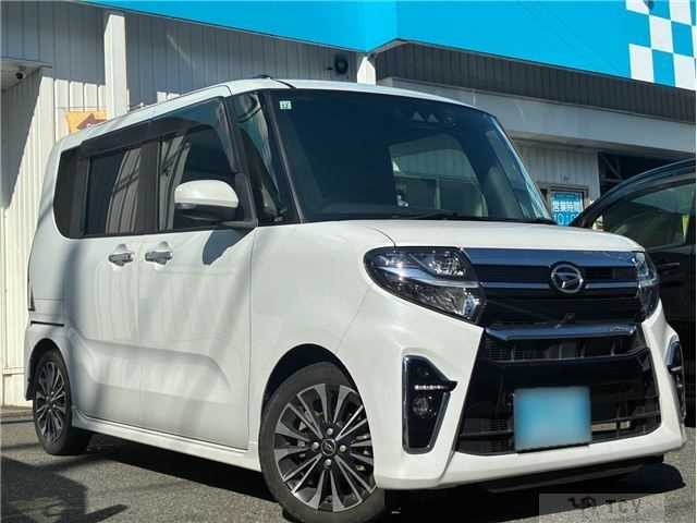 2021 Daihatsu Tanto Custom