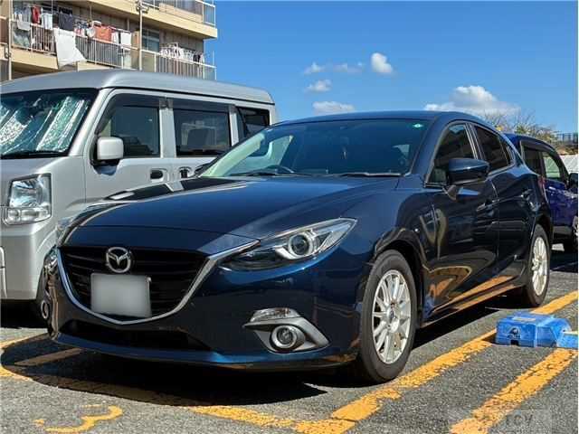 2013 Mazda Axela