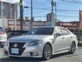 2014 Toyota Crown Hybrid