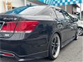 2013 Toyota Crown Hybrid