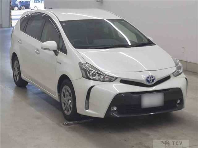 2017 Toyota PRIUS α