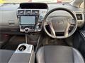 2013 Toyota PRIUS α