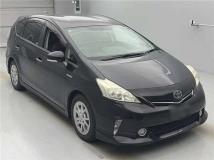 2013 Toyota PRIUS α
