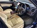 2014 Toyota Crown Hybrid