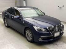 2014 Toyota Crown Hybrid