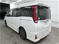 2014 Toyota Noah