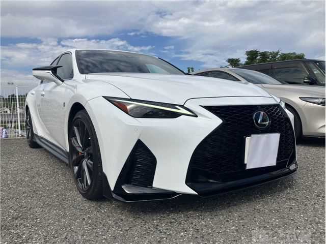 2023 Lexus IS