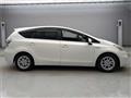 2012 Toyota PRIUS α