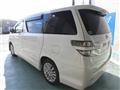 2013 Toyota Vellfire