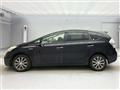 2013 Toyota PRIUS α