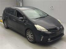 2013 Toyota PRIUS α
